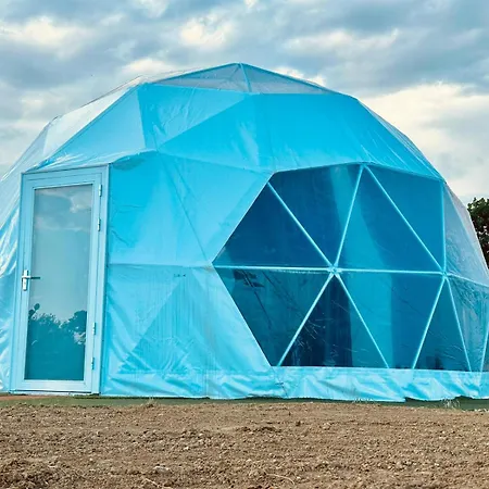 Luxury tent Natura Glampingdome *